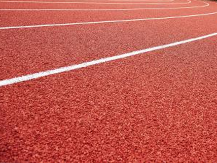 校园塑胶跑道在施工中应该注意什么问题？